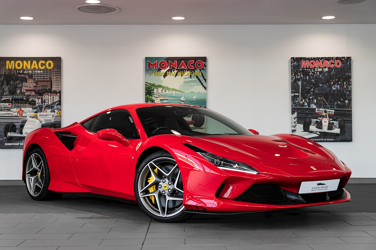 FERRARI F8 TRIBUTO